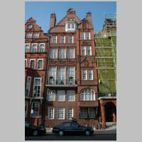 72 Cadogan Square SW1, completed 1878, Knightsbridge, London, photo by Jamie Barras on flickr.jpg